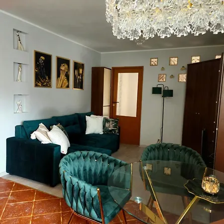 Apartment Glamour *